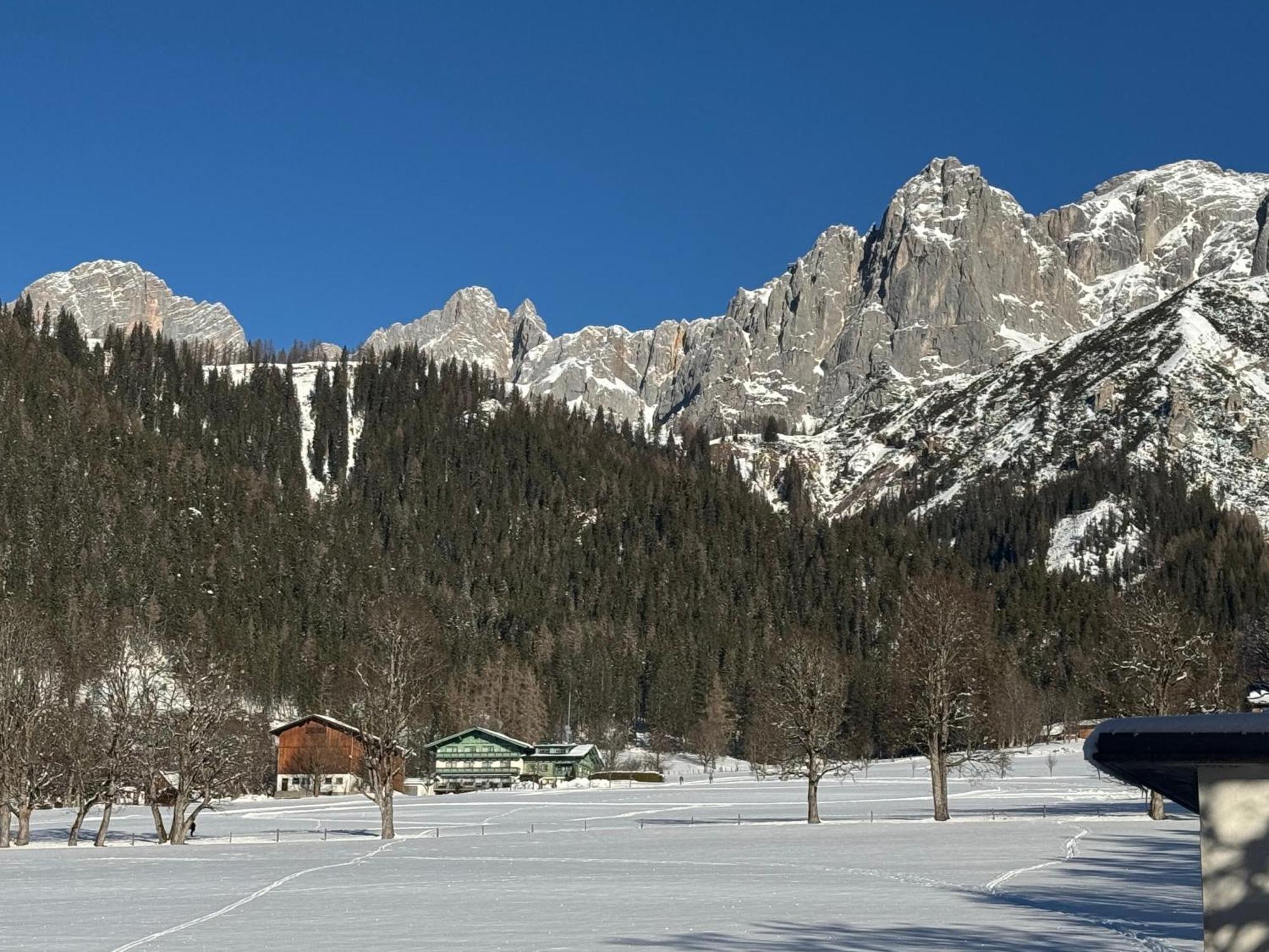 Romantikapartment Mit Sommercard Ramsau am Dachstein Exterior photo